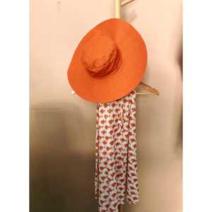 Sombrero de Playa Reversible Fintastic, Elegante y Versátil para tus Necesidades de Protección Solar - Product Image 1