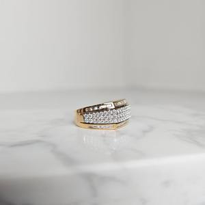 Anillo de Sello para Hombre con Diamantes Redondos Brillantes y de Corte Baguette en Oro de 14K Chapado para Boda o Compromiso - Product Image 4