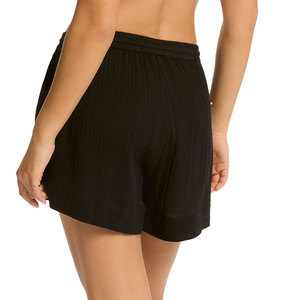 Short de bain tendance pour femme, taille haute, en tissu polyester léger et respirant, avec technologie de séchage rapide avancée Solid Trader - Product Image 5
