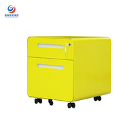 Armoire de classement de bureau en acier avec tiroirs de rangement pour l'organisation des documents à côté du bureau de travail