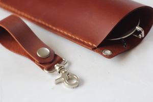 Étui à lunettes en cuir boîte cadeau lunettes doux motif mince dans la couverture et le motif artisanat LGC-0065 - Product Image 5