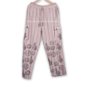 Pantalon en coton népalais fait main à thème floral avec broderies artisanales, points de croix et travaux d'aiguille - Product Image 1