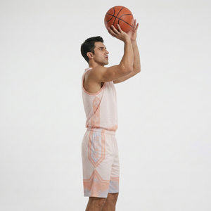 Nuevo Diseño de Uniforme de Baloncesto Personalizado, Jersey y Pantalones Cortos de Malla Lisa Retro con Logotipo Estampado por Transferencia de Calor - Product Image 4