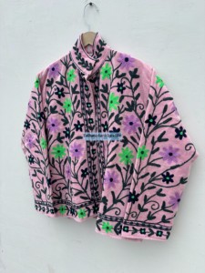 Veste à col mandarin brodée de fleurs roses, manches longues, style Prairie Chic pour femmes, design brodé à la main, vêtements de printemps - Product Image 3