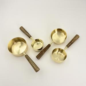 Tazas y Cucharas Medidoras de Acero Inoxidable de Alta Calidad, Resistentes y Ecológicas, 250 ml, Aptas para Lavavajillas, Solo Lavado a Mano - Product Image 4