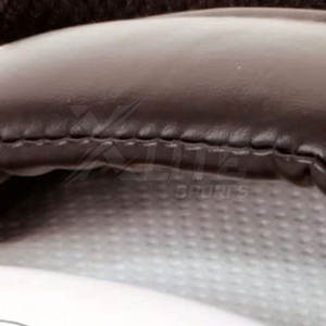 Équipement d'entraînement professionnel pour la boxe : Focus Mitts adaptés aux programmes de fitness et à la pratique des pads - Product Image 4