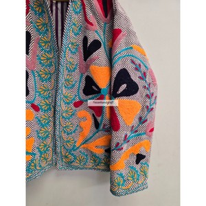 Chaqueta Acolchada Suzani Bordada a Mano Estilo Uzbeko, Estilo Boho Chic para Mujer, Ropa de Fiesta, Primavera, Invierno, Otoño, Algodón - Product Image 3