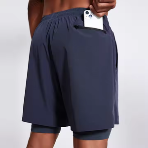 Shorts de sport athlétiques pour hommes, 100 % polyester, tissu respirant, doublure de compression, shorts de performance 2 en 1 - Product Image 5