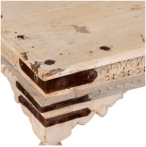 Table basse en teck recyclé, style rustique, fabrication artisanale, pieds sculptés, pièce maîtresse décorative, meubles de salon - Product Image 3
