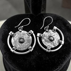 Pendientes de Aro con Disco Floral Oxidado de Plata de Ley 925, Hechos a Mano, Estilo Boho, Joyería Colgante, Regalo de Boda - Product Image 3