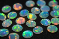 Opale d'Éthiopie naturelle, taille ovale, 6x4mm, multicolore, effet opalescent, pierre libre personnalisable pour la fabrication de bijoux HASNAIN