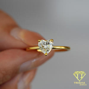 Anillo de compromiso de moissanita con corte de corazón, anillo nupcial solitario en tono dorado, joyería romántica para boda, regalo clásico y elegante para mujer - Product Image 4