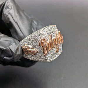 Anillo de Moissanita de Lujo con Nombre Personalizado, Estilo Hip Hop, Plata 925, Chapado en Oro, Engaste de Garras, Certificado IGI, Joyería Brillante Estilo Rapper - Product Image 2