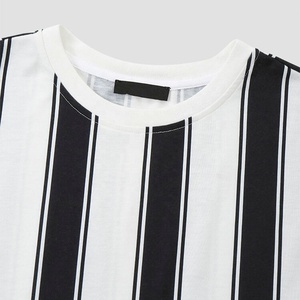 T-shirt décontracté pour homme à rayures verticales noires et blanches, manches courtes, col rond, coupe classique, en coton - Product Image 5