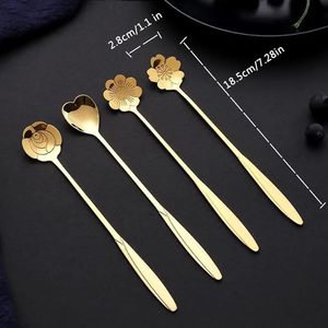 Cuillères à dessert au design floral doré, ustensiles en acier inoxydable avec des formes de cœur et de fleurs pour la décoration de la table - Product Image 3