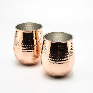 Ensemble de 2 verres en cuivre martelé faits à la main, qualité garantie à 100 %, pour servir cocktails et boissons, provenant d'un fournisseur d'origine indienne. - Product Image 1