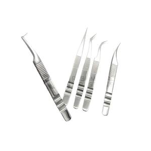 Nouveauté - Pince à épiler incurvée en argent avec logo personnalisé, pointe en fibre, acier inoxydable, pince à épiler professionnelle pour extensions de cils - Product Image 2