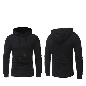 Sweat-shirt à capuche matelassé slim fit pour homme – Pull noir texturé avec cordon de serrage - Product Image 3