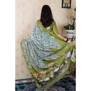 Sari de Seda Tussar Verde Suave con Estampado Abstracto y Bordado Zari de Elite Weaves, Conjunto para Fiesta para Mujer - Product Image 3