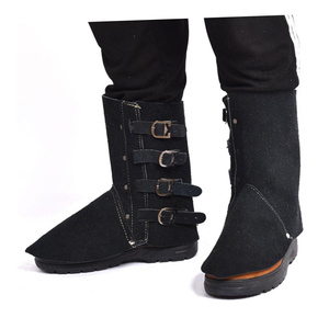 Protège-chaussures de soudeur en cuir de vachette pleine fleur de qualité supérieure, robustes et haute performance pour la construction et le soudage - Product Image 3