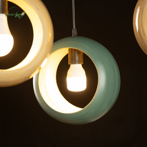 Luminaire suspendu en bambou tissé à la main, écologique, léger, pour usage intérieur - Product Image 1