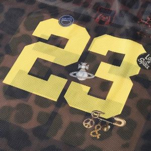 Camiseta de Fútbol Personalizada con Estampado de Leopardo Marrón, Cuello en V, Manga Corta, Número 23 Amarillo, Panel de Hombro Blanco, Ropa Urbana, Fabricante OEM - Product Image 6