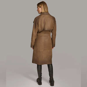 Nouvelle veste varsity en cuir véritable de peau de mouton de haute qualité pour femmes, grande taille, respirante, teinte unie, écologique, matelassée et finie - Product Image 3