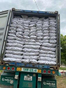 ถ่านไม้เนื้อแข็งสีดำ OEM/KAW Bac Giang  ขี้เถ้าต่ำ 3-5% ควันน้อย เผาไหม้นาน 7000-8000 กิโลแคลอรี/กก. คุณภาพเชิงพาณิชย์ สำหรับเตาบาร์บีคิว - Product Image 6