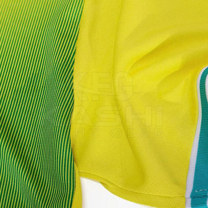 Uniforme de Fútbol de Grado Profesional, Incluye Camiseta y Pantalones Cortos, Material Transpirable y Ligero, Servicio OEM, Personalizable - Product Image 6