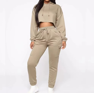 Ensemble de survêtement pour femmes en coton 100% - Style streetwear - Survêtements personnalisés - Survêtements de course pas chers - Ensembles de survêtements personnalisés - Product Image 3