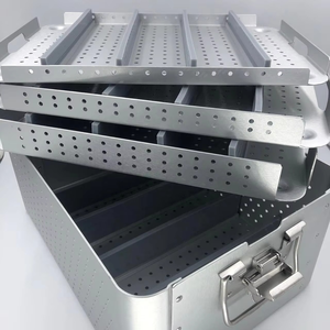 Plateau de stérilisation en aluminium de qualité supérieure d'Azicon - Anodisé |   Boîte à instruments chirurgicaux durable avec tapis en silicone pour autoclave - Product Image 2