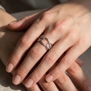 925 Moissanite Diamond Studded <b>Infinity</b> Twist Wedding Band in Sterling Silver Wedding & Engagement Ring for Women's. - Product Image 3