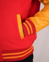 Jaket Baseball Pria Merah Oranye Lengan Fleece Kasual Kancing Depan Berpemanas Bernapas Pakaian Musim Dingin
