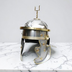 Casco Templario Medieval de Caballero Cruzado, Casco de Armadura Templaria, Decoración Antigua de Metal y Acero para el Hogar y la Oficina - Product Image 1