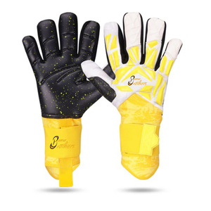 Gants de gardien de but avancés avec ajustement flexible en néoprène, paume en latex gaufré pour une meilleure adhérence et dos des mains en caoutchouc protecteur - Product Image 6