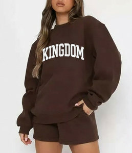 Conjunto de Sudadera y Pantalones Cortos de Felpa de Alta Calidad, 100% Algodón Orgánico, Cuello Redondo, Estilo Vintage, Personalizado con Parches para Mujer - Product Image 3