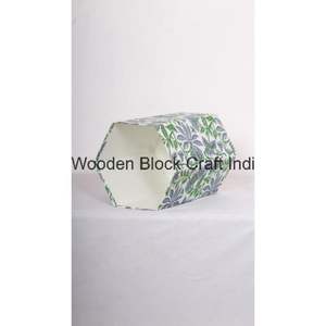 Cubo de basura rectangular de madera ecológico hecho a mano con tapa abierta y cubierta enrollable, diseño floral, para uso interior/exterior, en stock. - Product Image 2