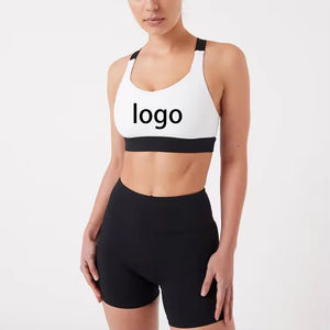 เสื้อชั้นในกีฬาสำหรับผู้หญิง OEM/ODM สกรีนโลโก้ได้ สีขาวดำ ระบายอากาศดี สายไขว้หลัง ยืดหยุ่นสูง เหมาะสำหรับโยคะ พร้อมฟองน้ำเสริมแบบถอดได้ - Product Image 1