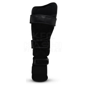 Protège-tibias de sport avancés en cuir PU avec fermeture auto-agrippante, construction de protection frontale durable et rembourrage intérieur confortable pour la boxe - Product Image 5