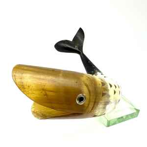 Adorno Decorativo de Aves de Cuerno Hecho a Mano para Estantes, Mesas de Centro y Vitrinas a Bajo Costo - Elegante Aves de Cuerno - Product Image 4