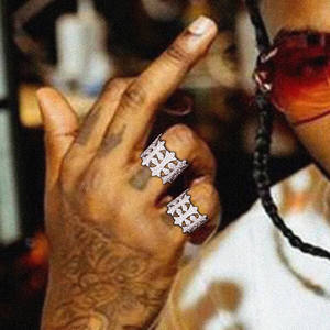 Anillo de Plata 925 con Diamantes VVS Cultivados en Laboratorio de 18k, Corte Brillante, Chapado en Oro, Certificado IGI, Lujoso, Unisex, Estilo Punk Hip Hop - Product Image 4
