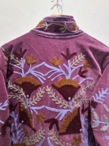 Chaqueta de Terciopelo Bordada a Mano para Mujer 2026, Abrigo Floral Botánico, Prenda Exterior Artesanal, Chaqueta Vintage - Product Image 6