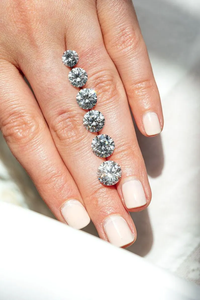 Magnifiques diamants ronds brillants de 4,00 carats, cultivés en laboratoire, certifiés IGI, clarté E VS1, pour bijoux personnalisés, bagues de fiançailles - Product Image 4