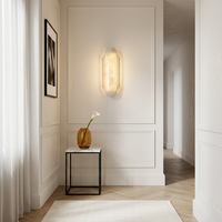 Applique murale LED de luxe en métal et albâtre espagnol naturel, design rétroéclairé avec finitions personnalisées disponibles, intensité réglable