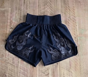 Shorts de sport pour hommes à taille haute avec imprimé flamme, séchage rapide, taille élastique, en polyester - Product Image 1