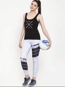 Camiseta sin mangas negra para mujer con estampado de letras blancas, cuello redondo, informal, para entrenamiento, transpirable, de poliéster tejido - Product Image 5