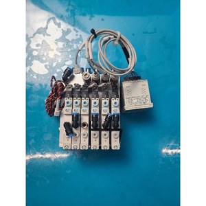 AMAT FESTO VUVG-L10-M52-RT-M5-193 + SMC PSE200 – Pièces d'équipement semi-conducteur d'occasion, état actuel, équipement de marque Legacy - Product Image 4