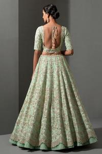 Lehenga Choli, Traje Tradicional Indio para Bodas, Bellamente Diseñado con Lentejuelas, para Ocasiones y Eventos Especiales para Mujeres - Product Image 2
