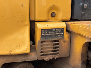 Miniexcavadora 305E2 CR de 2015 Diseñada para Operaciones Diarias Confiables - Product Image 2