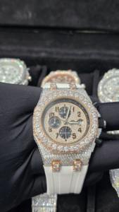 Nouveauté : Chronographe pour homme en or plaqué or, avec cadran en cristal de saphir et moissanite, édition limitée, style hip-hop de luxe - Product Image 3